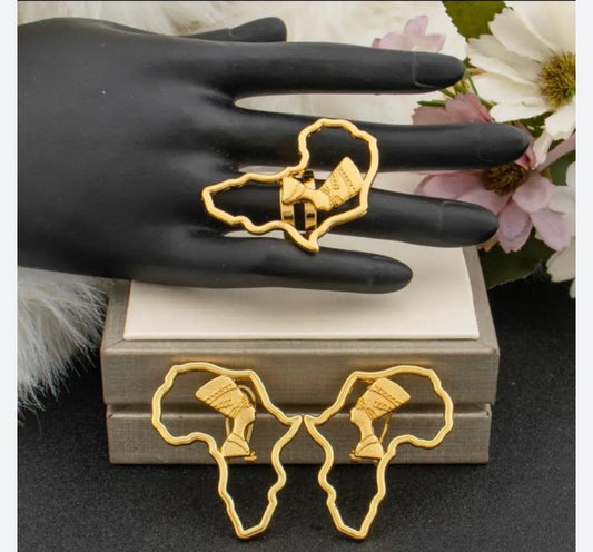Ensemble boucles d’oreilles et bague