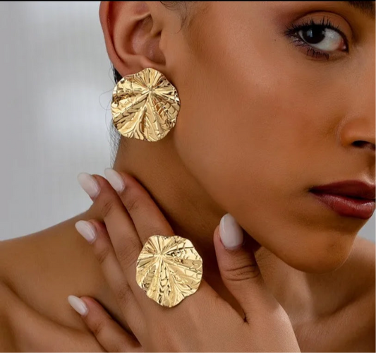 Boucles d’oreilles et bague
